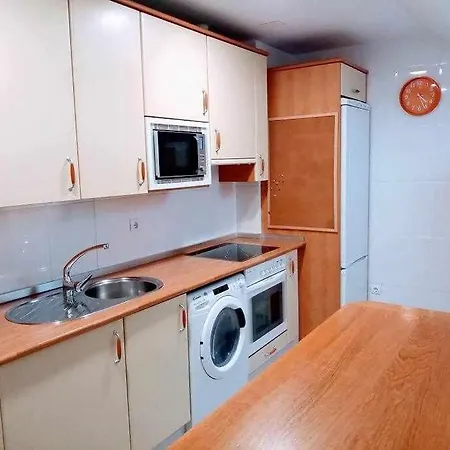 Precioso Atico Con Bonitas Vistas A La Pena Oroel Apartment